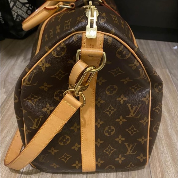 **SOLD** Louis Vuitton keepall bandouliere 50 - Picture 2 of 2